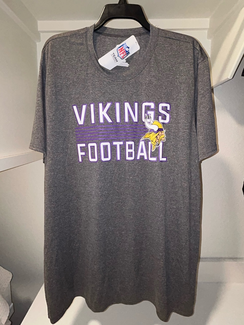 🏈🏟️ Minnesota Vikings NFL Football Polyester Shirt 🏟️🏈